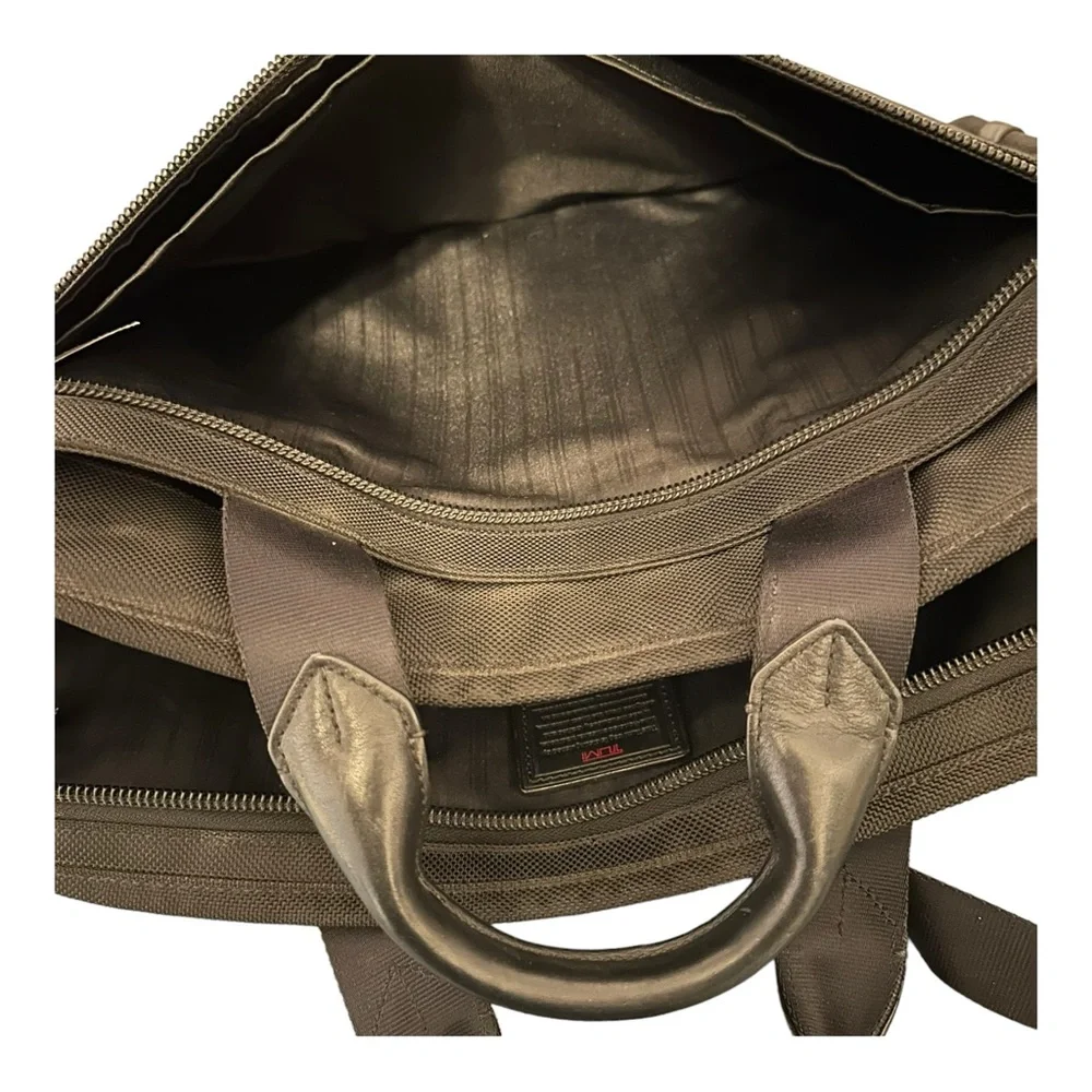 Tumi Alpha Organizer Bag Laptop Computer Briefcase Brief Shoulder Bag Black